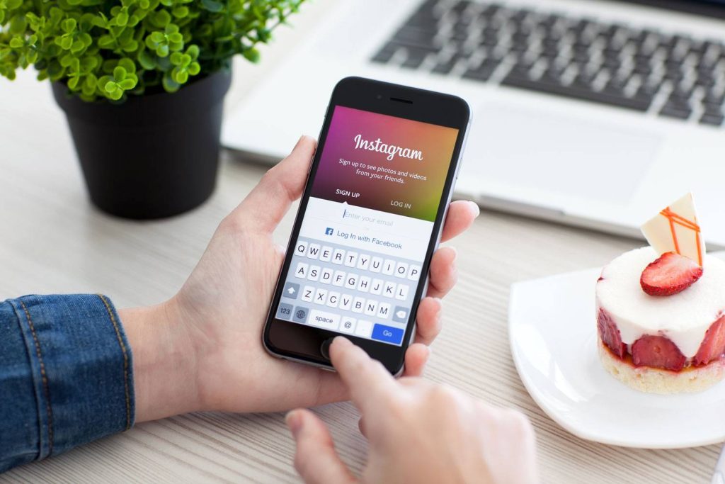 Goread.io's Expert Tips for Sustainable Growth After Buying Instagram Followers in the UK
